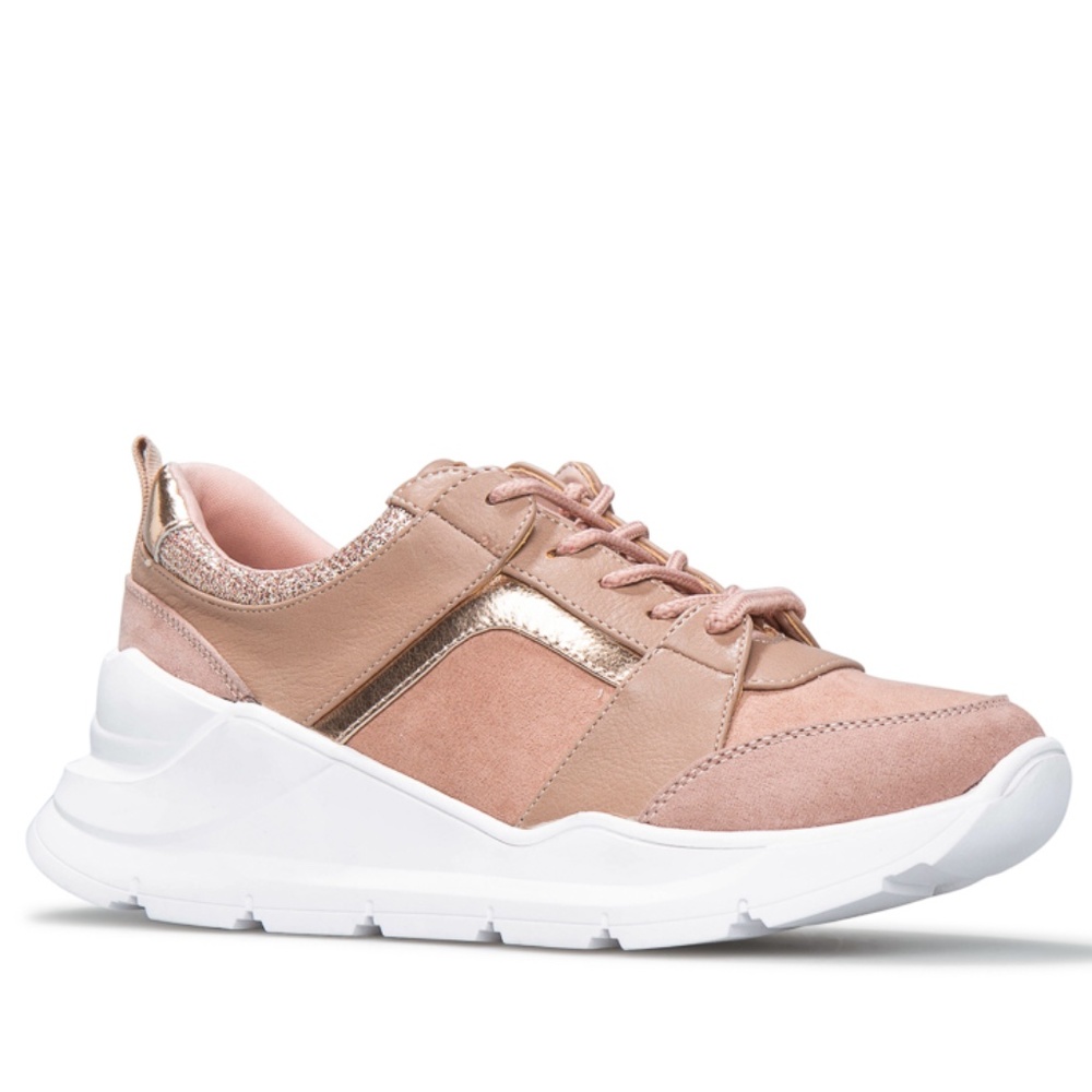 Hayden Chunky Sole Sneaker - BRAND NEW